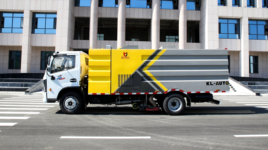 東風(fēng)凱普特吸塵車